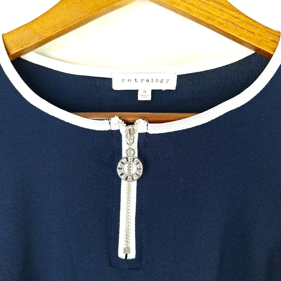 Retrology Navy Blue White Flutter Blouse Top CZ Eternity Circle Zip-Up Sz S - Picture 2 of 11